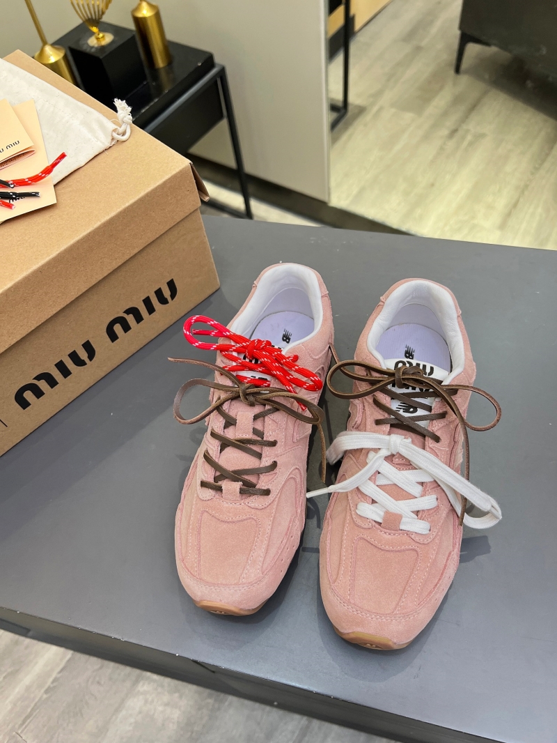 Miu Miu Casual Shoes